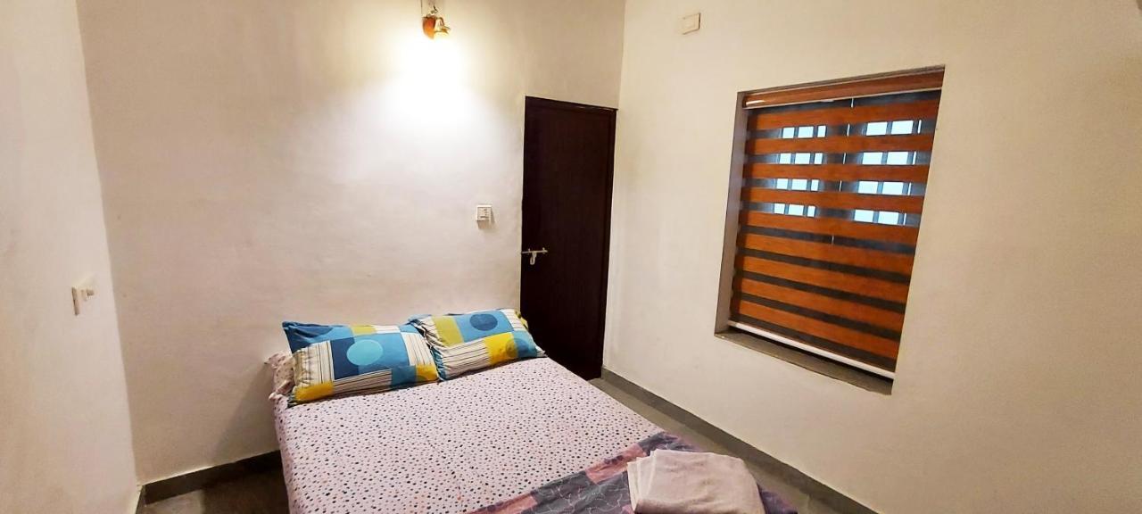 Forestay -3 Bhk Villa Kochi Pallipuram Bagian luar foto
